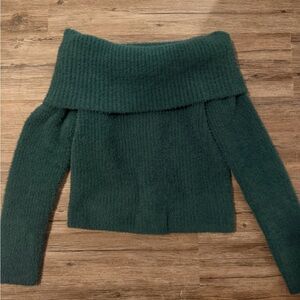 Chic Forest Green Off-Shoulder Sweater